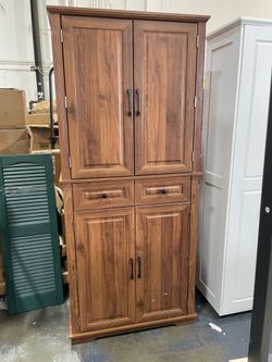 New assembled. 71Inch Tall Kitchen Pantry Cabinet with 3 Pull Out Shelves, Brown Freestanding Cupboard for Kitchen, Dining Room,