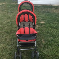 Baby and toddler stroller 3 seat Good condition and clean  