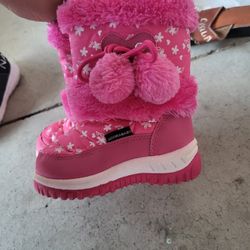 Girl Snowboots