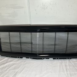 Chevy Silverado 1500 Grill Year 2014-2015