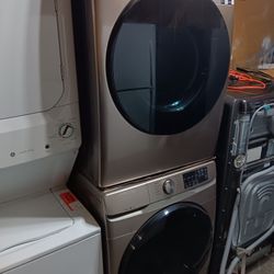 Samsung Washer And New Dryer Set 