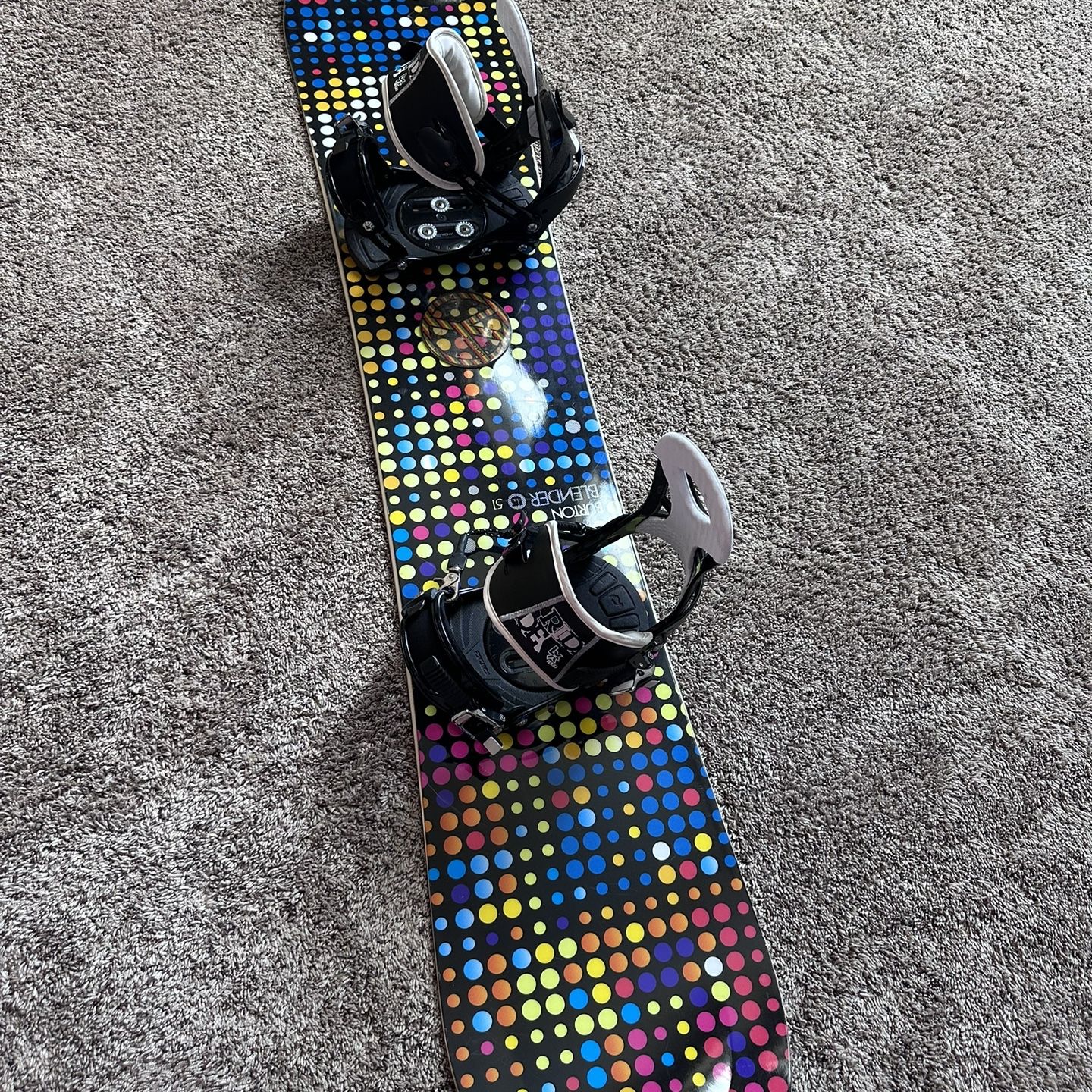 Burton Blender 151 Cm Snowboard With Ride Bindings And Burton Blender 151 Cm Snowboard With Ride Bindings And
