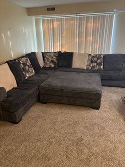 Beautiful L-Shaped Sectional Couch Set with ottoman and pillows