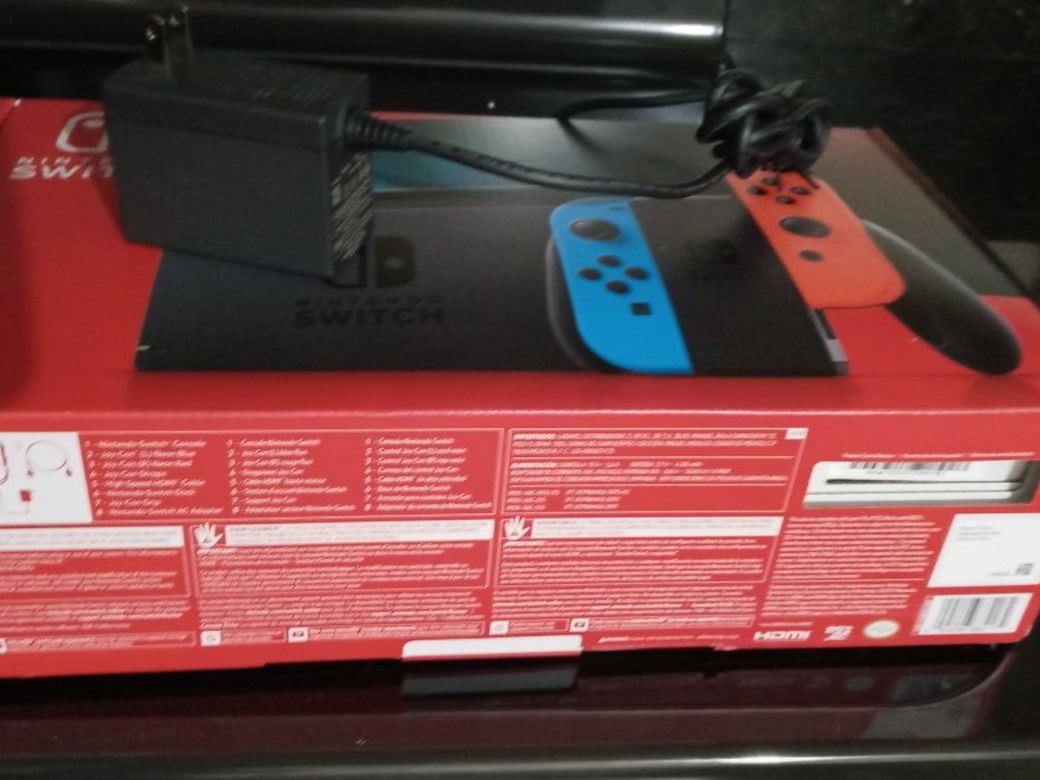 Nintendo Switch Bundle Kit Mario Kart Neon