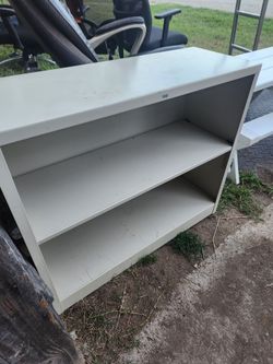 Metal bookshelf