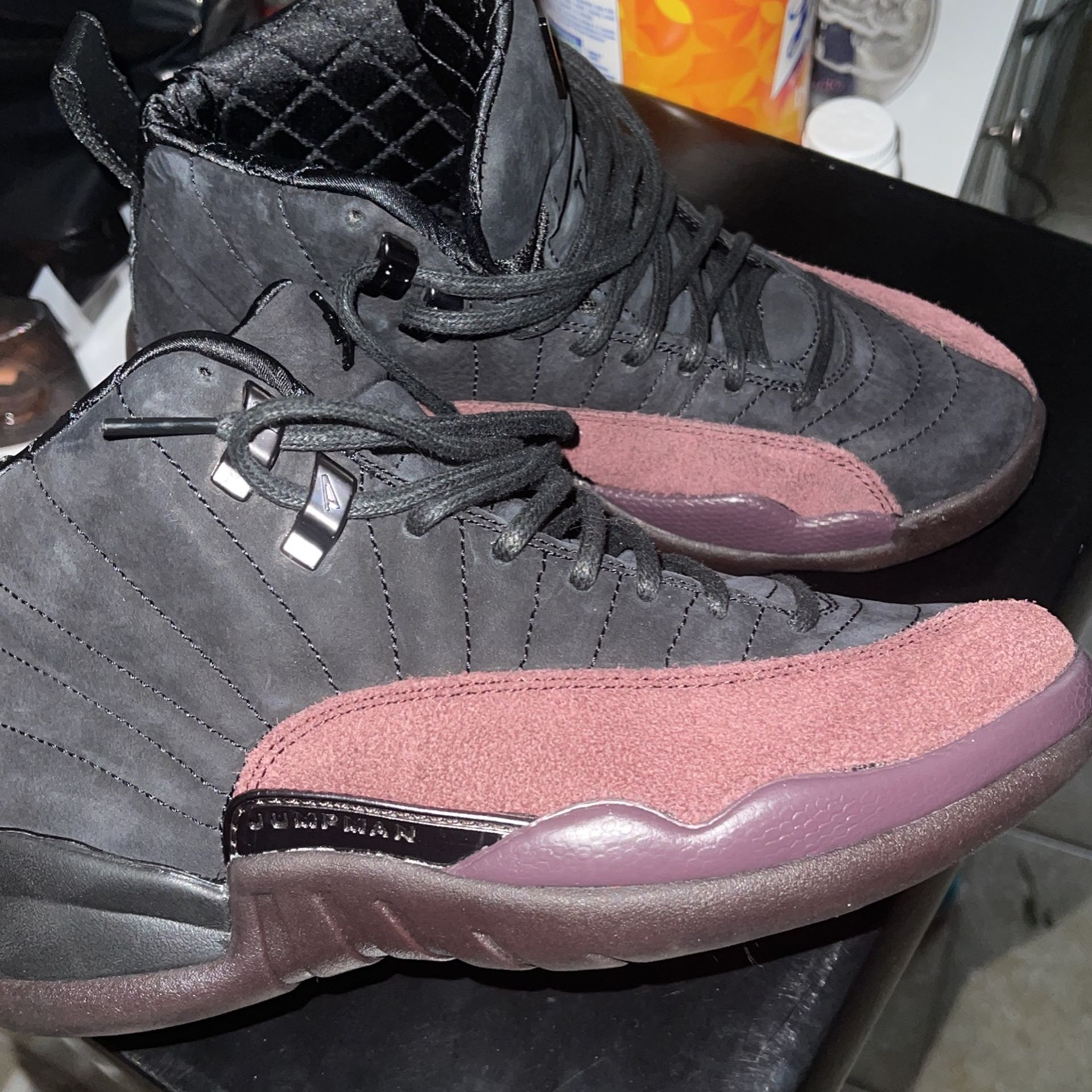 Jordan 12 Retro (women’s) 6.5