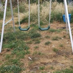 Kids Swing Set