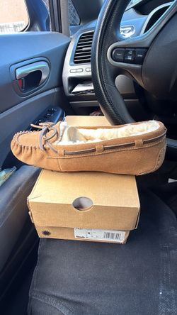 Ugg Loafers Woman’s Size 8