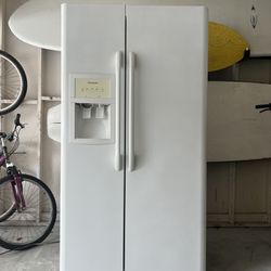 Excellent Working Side-By-Side Frigidaire Refrigerator Freezer