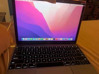 Apple MacBook