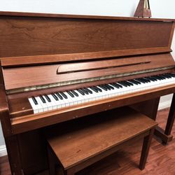 Upright Piano Great Condition 