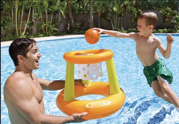INTEX FLOATING BASKETBALL HOOP AND BALL //POOL FLOAT