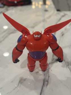 Disney BANDAI 2014 Big Hero 6 Armor-Up Baymax Action Figure