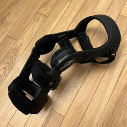 Donjoy Knee Brace
