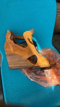 Lucky Brand Women's Tan and Brown Sandals