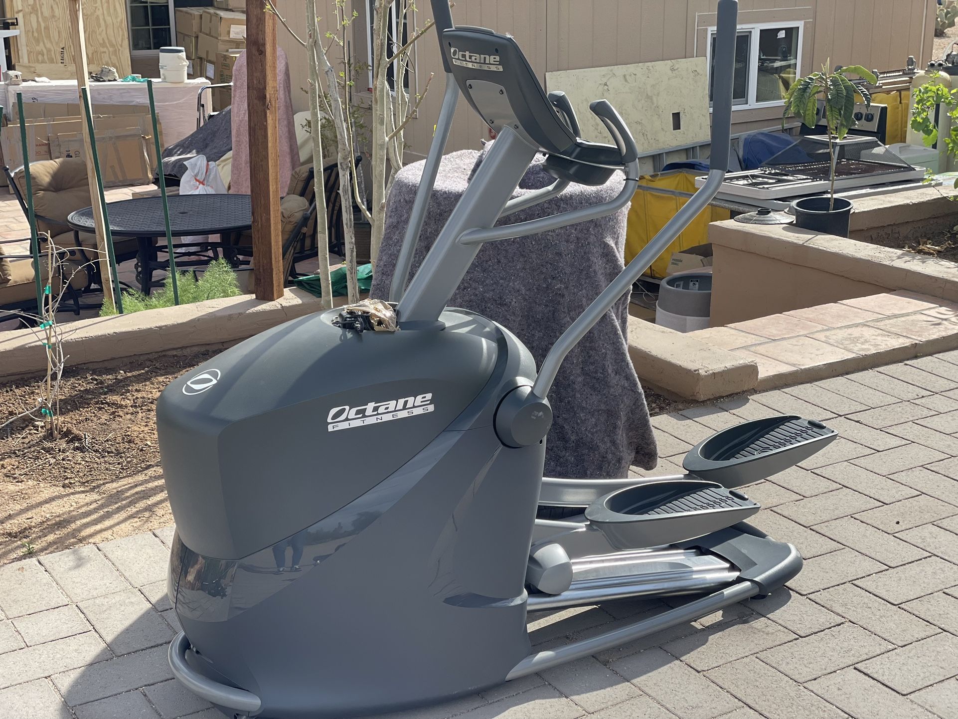 Octane Fitness Elliptical
