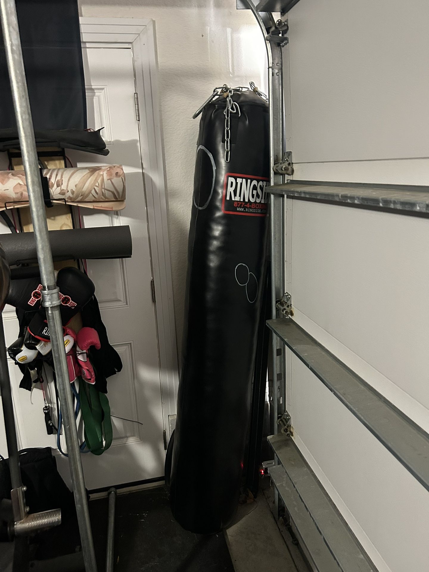 Ringside Muay Thai Bag And Mount 