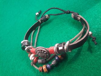 Leather bracelet