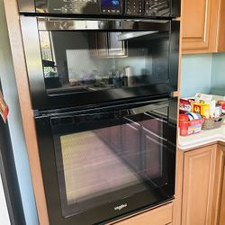 2023 Whirlpool Electric Oven/Microwave