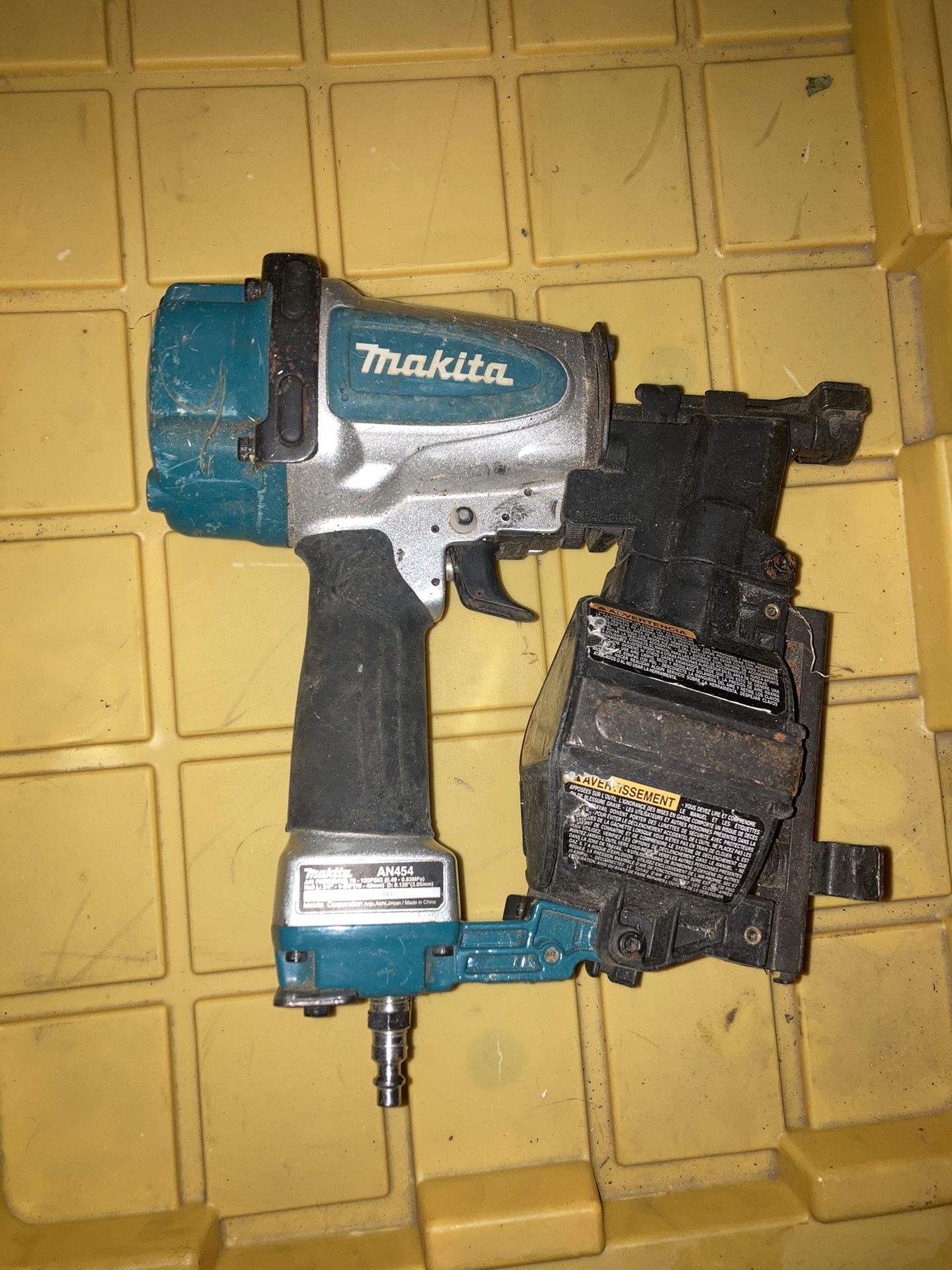 Makita Nail Gun