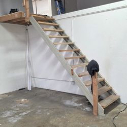 Stairs & Landing 