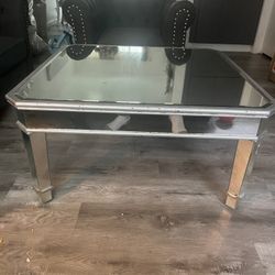 Glam Tables