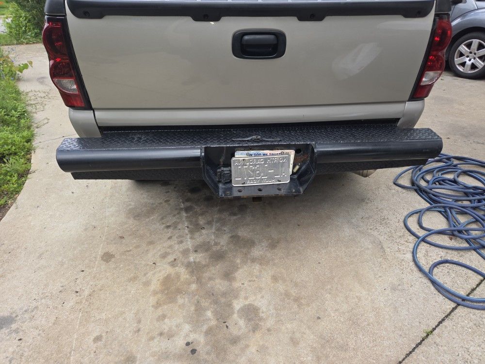 2006 Chevy 2500hd Heavy Duty Bumper