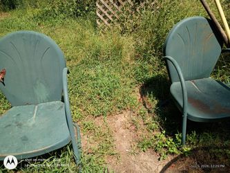 2 antique metal outdoor chairs
