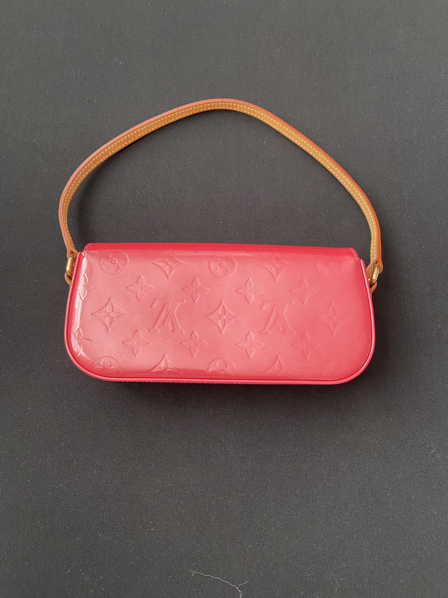 Louis Vuitton Monogram Rose Ballerine Cherrwood Pink Patent Leather WOC for  Sale in Costa Mesa, CA - OfferUp