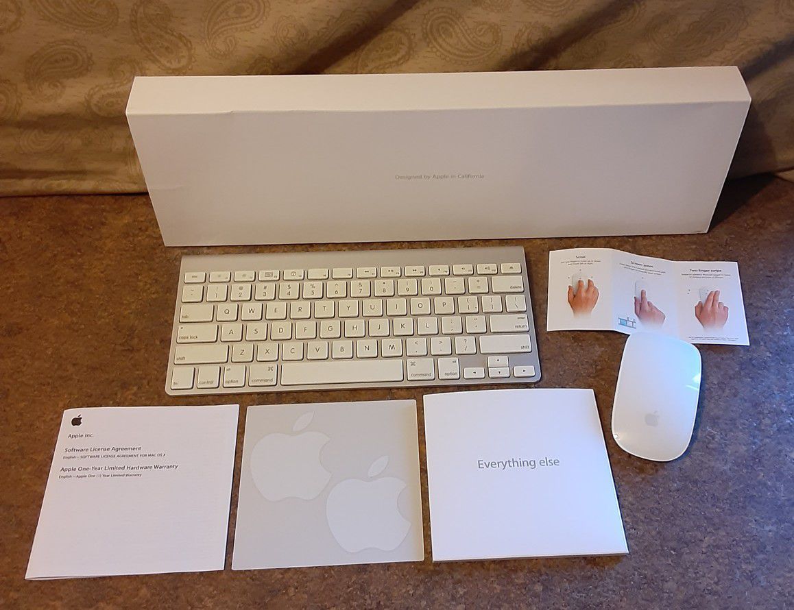 Apple Wireless Bluetooth Keyboard & Optical Mouse