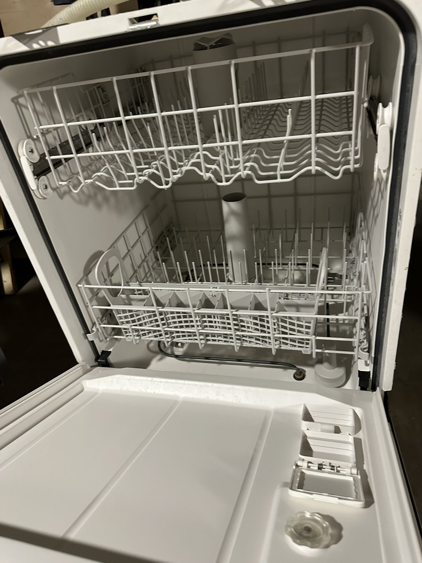 Whirlpool Dish Washer