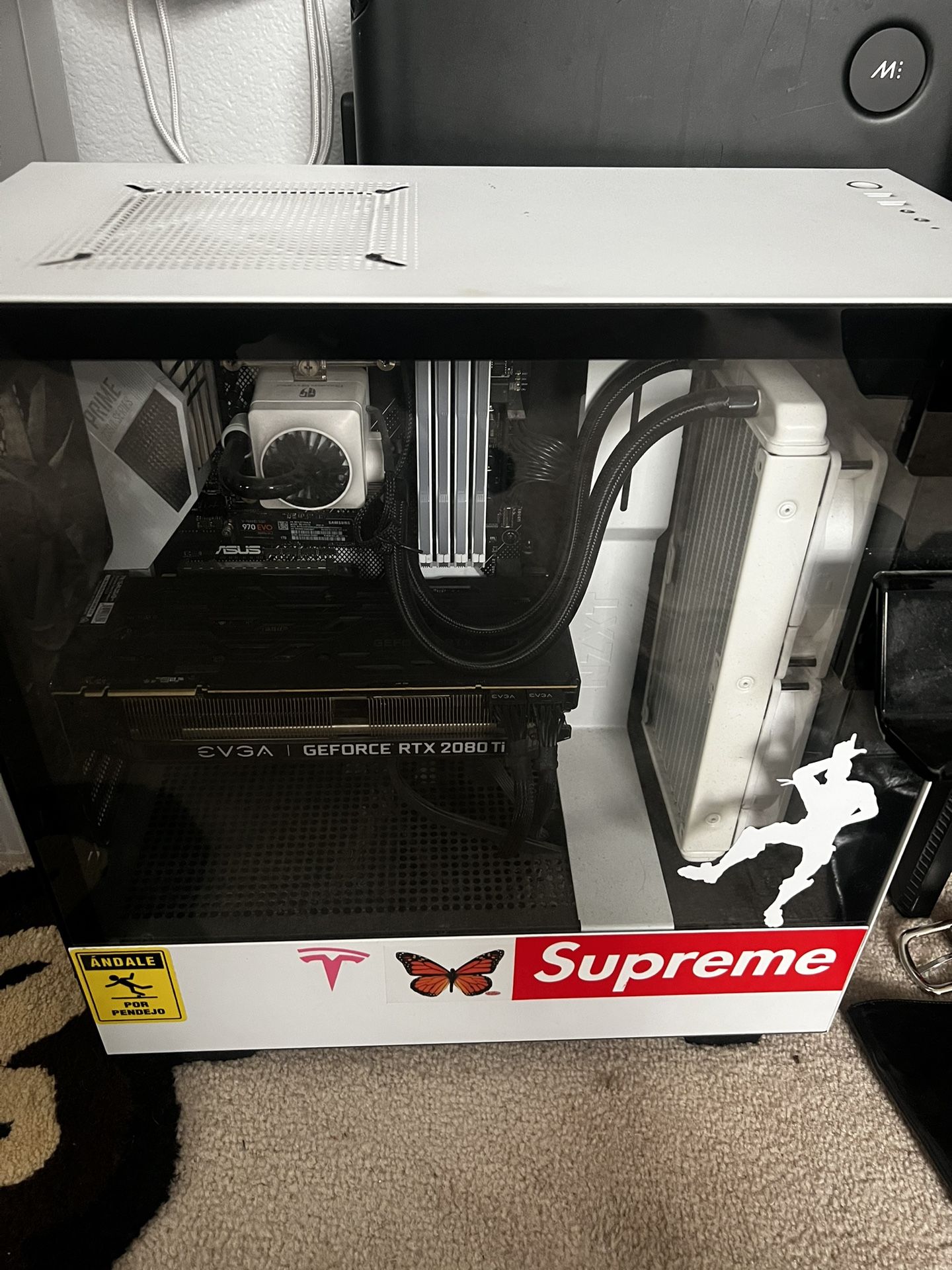 Custom Built Gaming PC w/ 27in 144 Hz ASUS Monitor