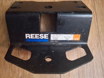 Reese 81377 Trailer Hitch Receiver Step Bumper Mount Class II 3500lb