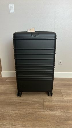 BÉIS The Large Check-In Roller in Black