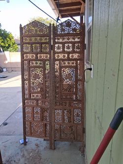 Room divider