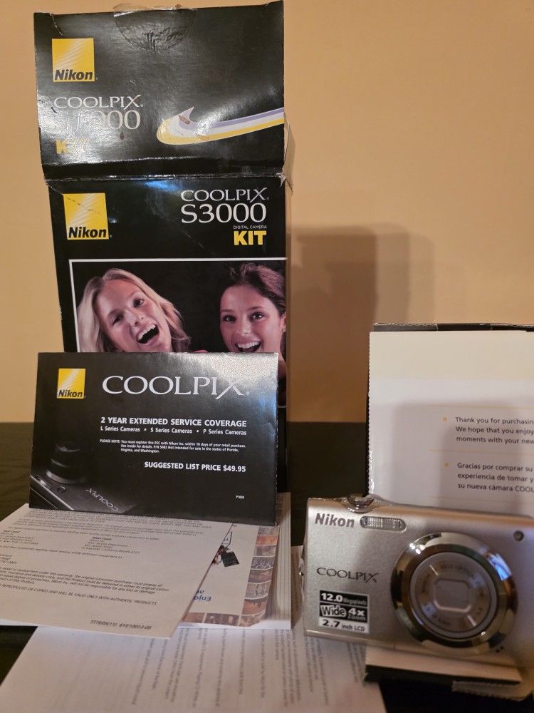 Nikon Coolpix S3000 Digital Camera – Open Box