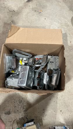 Metal electrical boxes and mounting plates