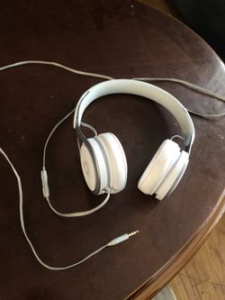 Beats (solos) white