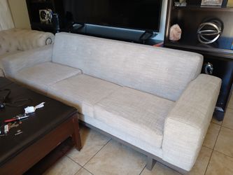 2 Sofás de 8 ft cada uno 400 x los 2
