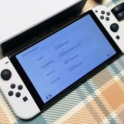 Nintendo Switch OLED Model Handheld Console - 64GB - White Tested W/Box 2800