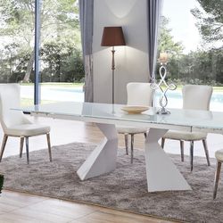 White Glass, Extendable Table & Dining Chairs