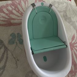 Frida Bathtub. Grow With Me 