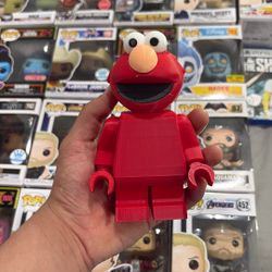 Elmo Giant Minifigure 