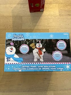 New Frosty the Snowman Lighted Tinsel Yard Sculpture