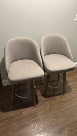 Bar stools - set of 2 . Move out sale