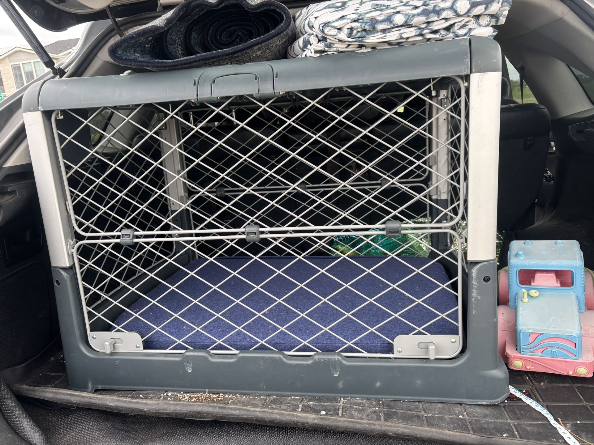 Dog Cage With Bedding 