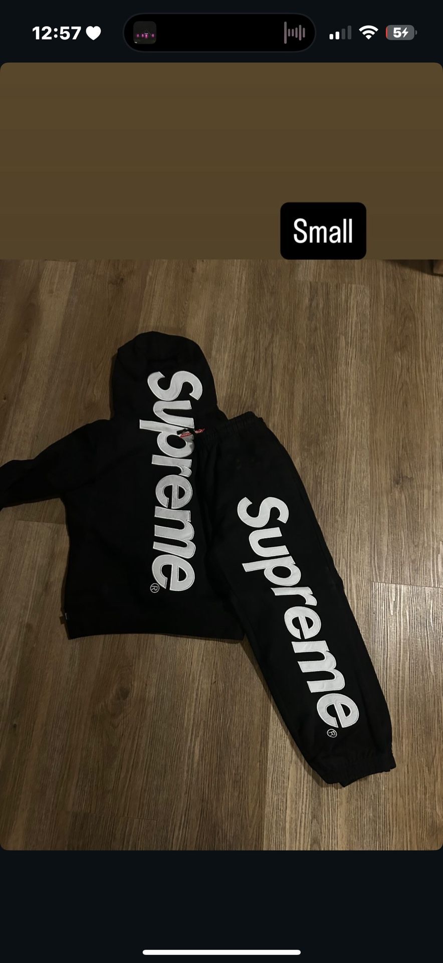 Supreme sets