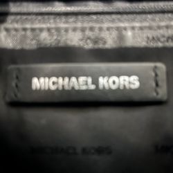 Micheal Kors Messenger Bag