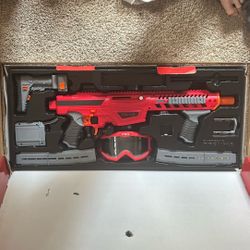 Mint Nerf blaster (barely used)