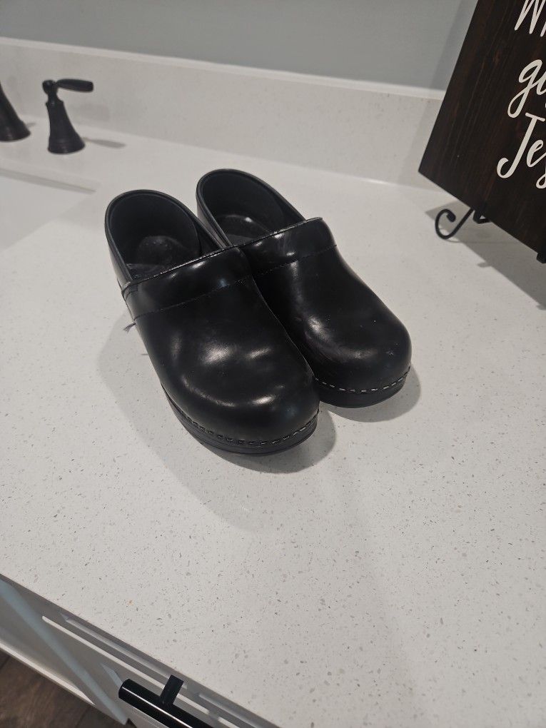 Dansko's